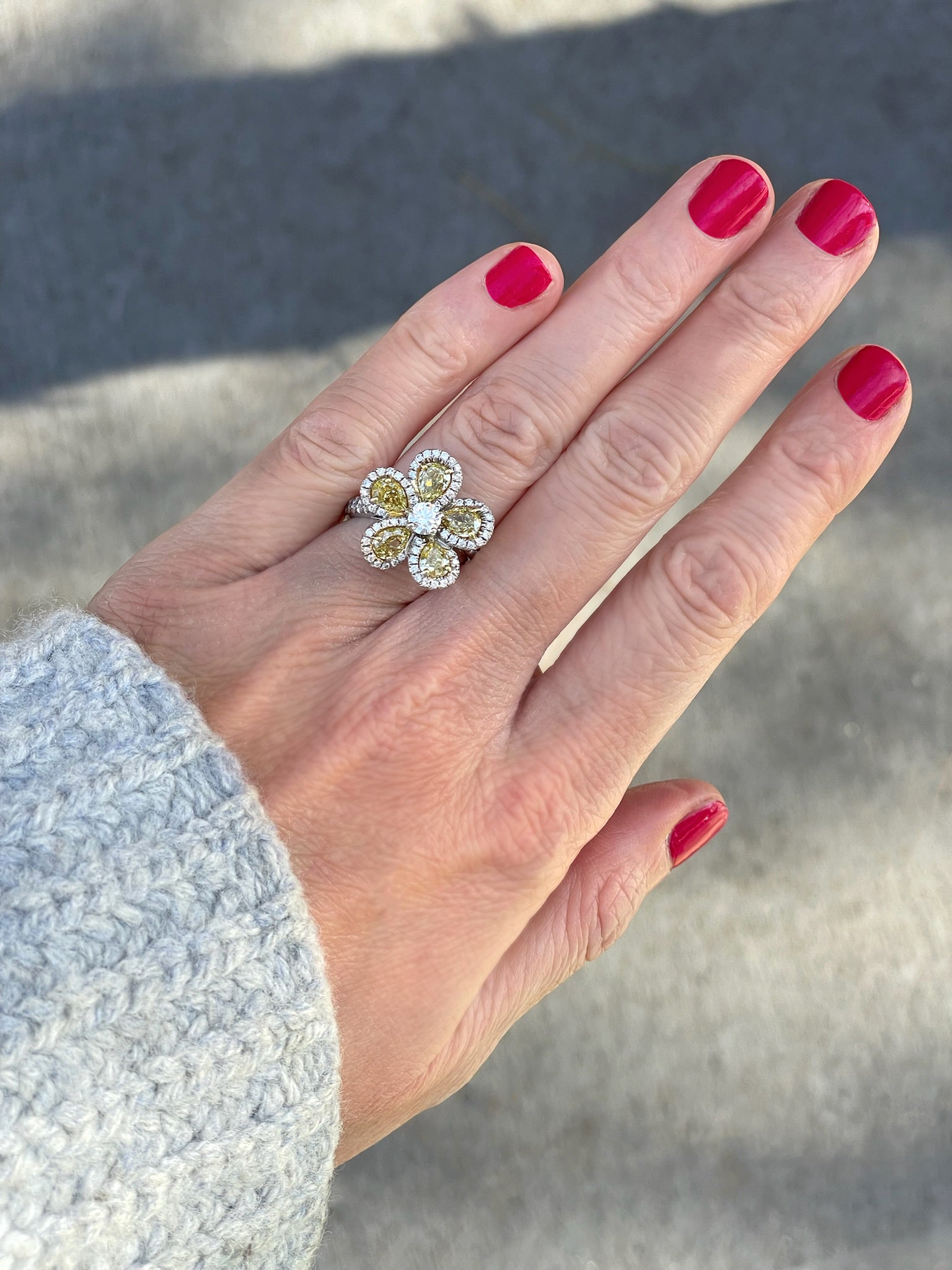 18K White & Yellow Gold Mixed Yellow and White Diamond Flower Ring (2.64 Carats)