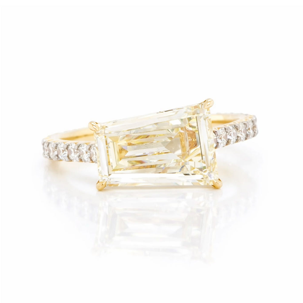 18K Yellow Gold Fancy Tapered Diamond Ring – 2.74 Carat Center with Pavé Diamonds