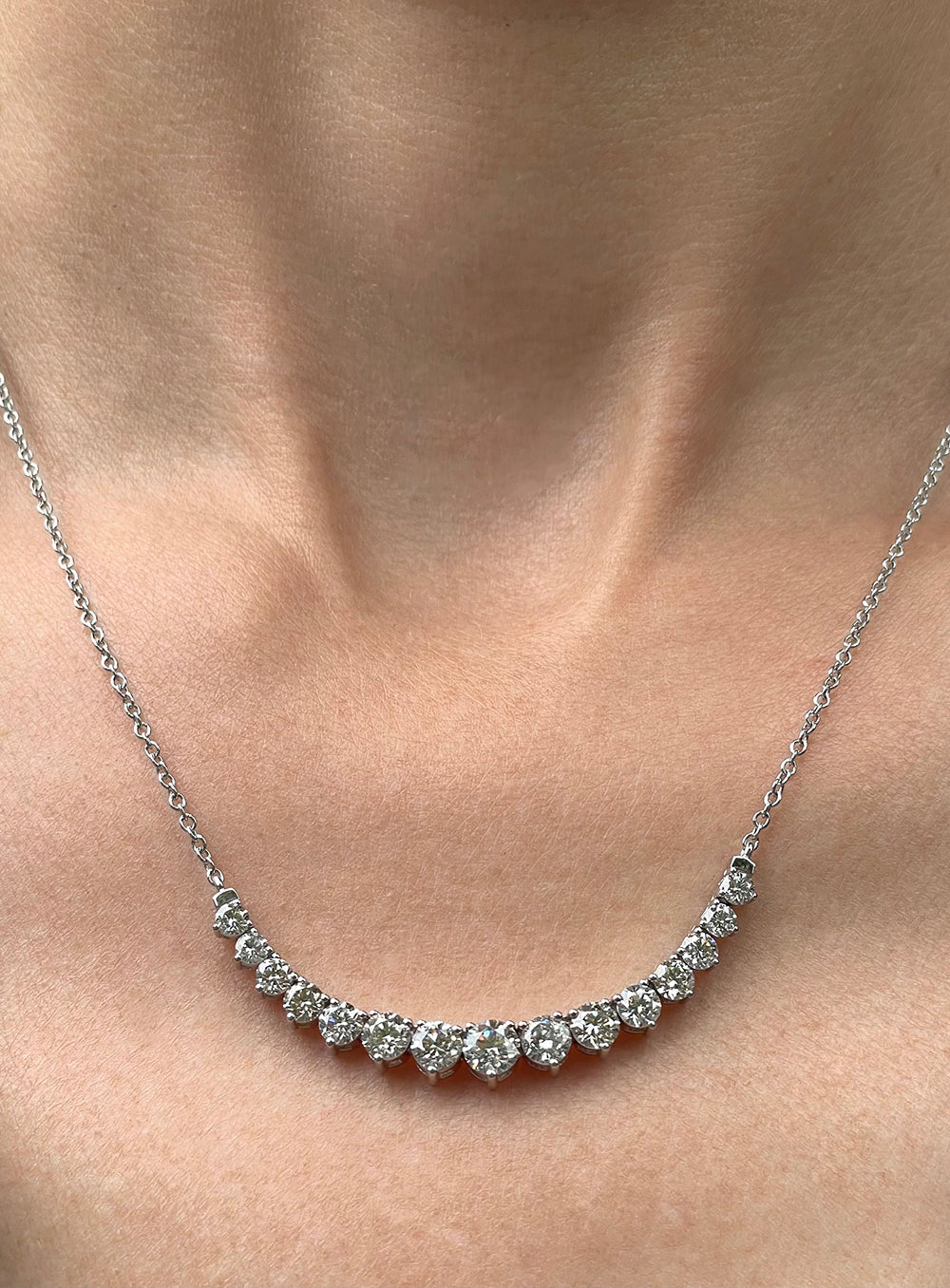 3.20 Carat Graduated Diamond Necklace 14k White Gold