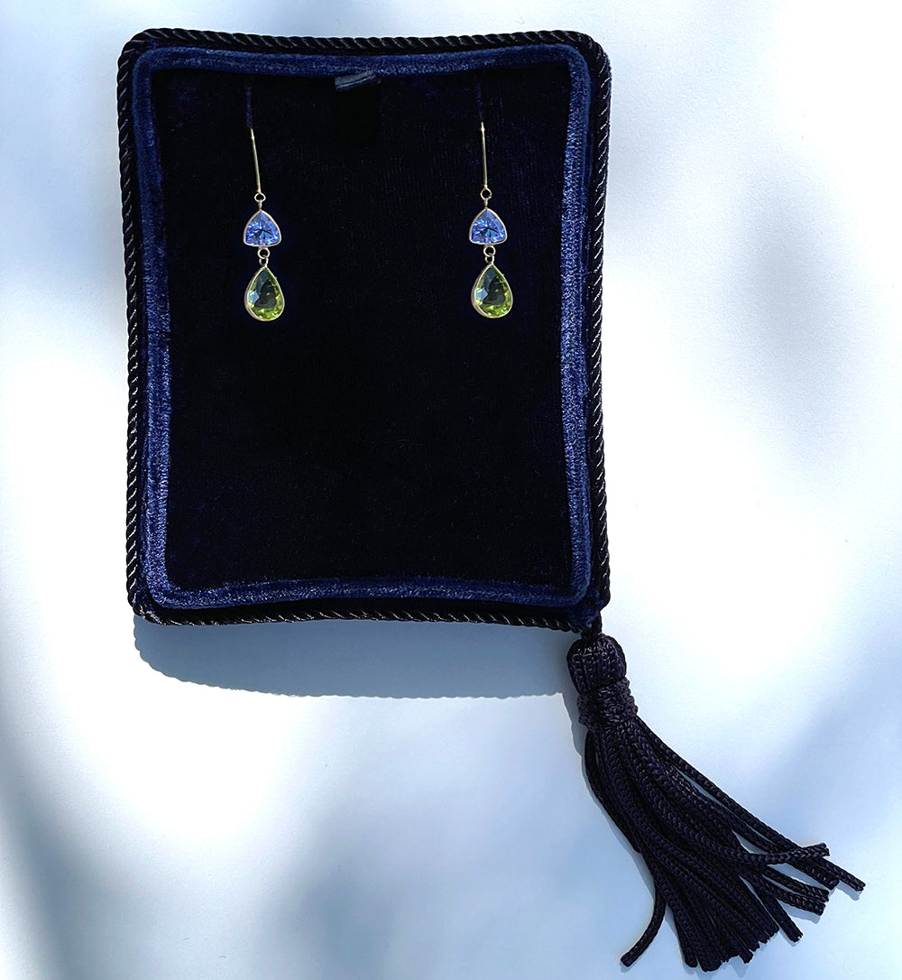 18K Yellow Gold Tanzanite and Peridot Earrings