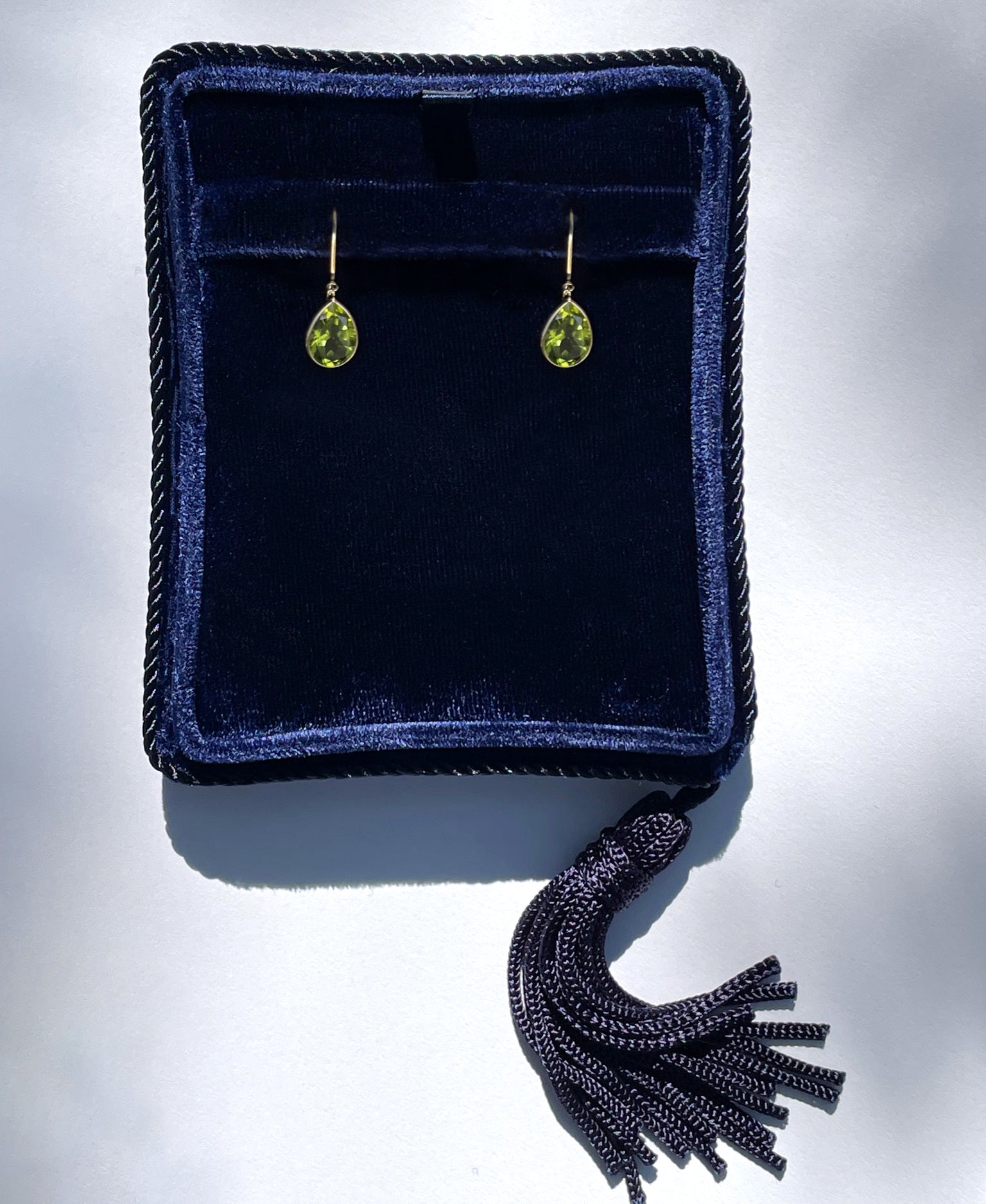 18K Yellow Gold Pear-Shaped Peridot Earrings