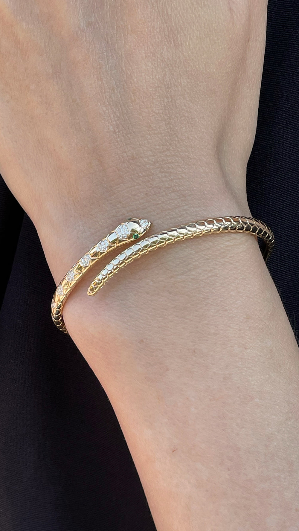 14K Yellow Gold Diamond & Emerald Snake Bangle