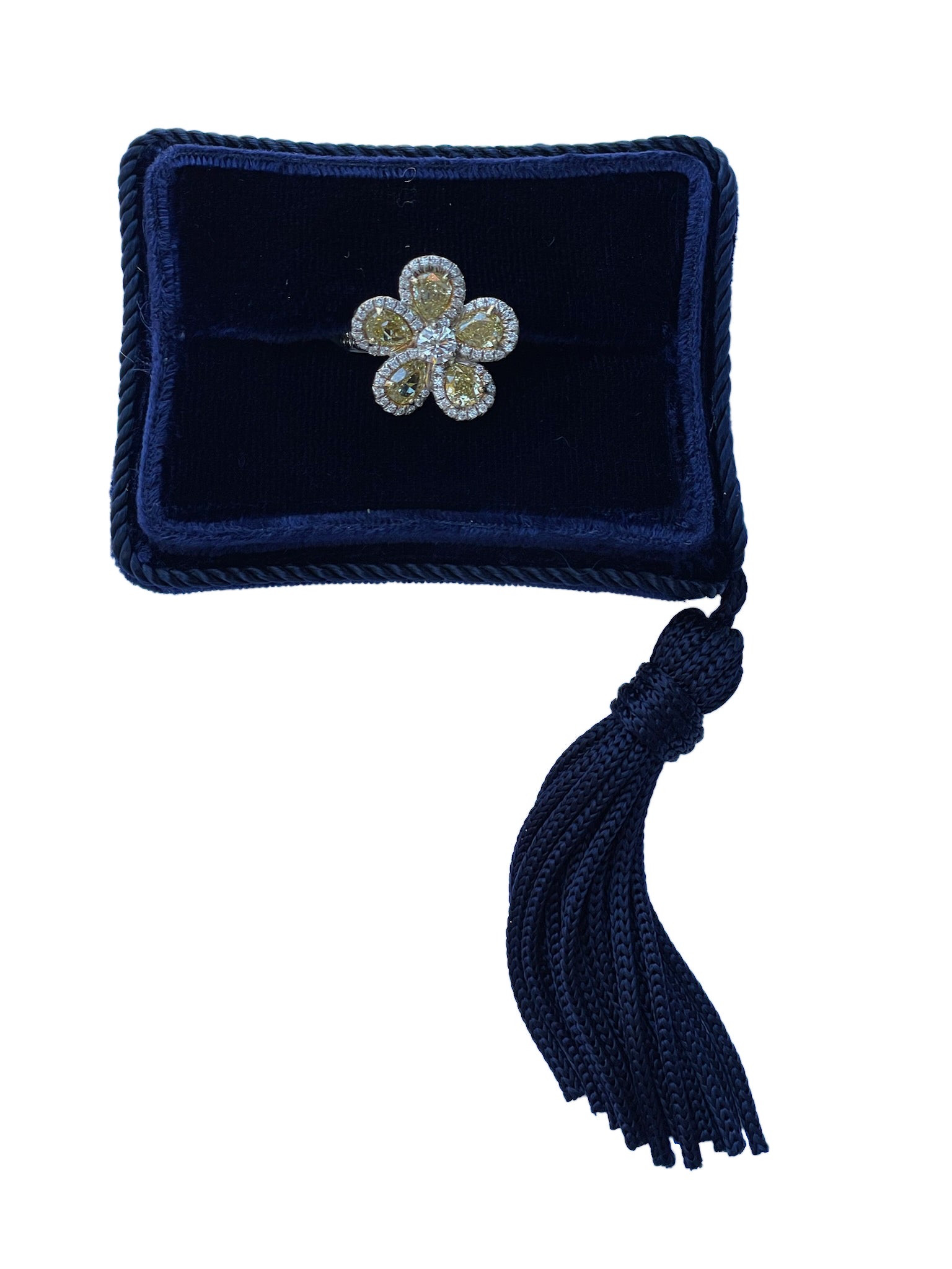 18K White & Yellow Gold Mixed Yellow and White Diamond Flower Ring (2.64 Carats)