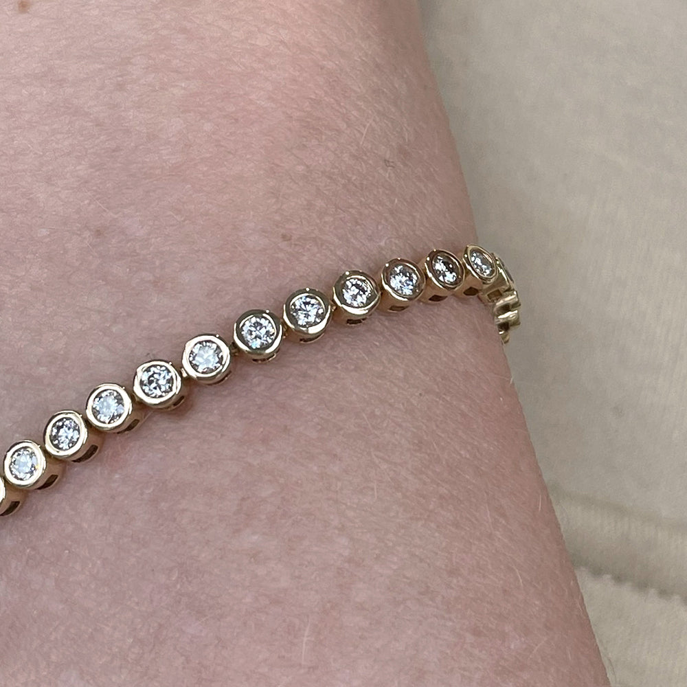 14K Yellow Gold Diamond Bezel Tennis Bracelet – 2.01 Carat Total Weight