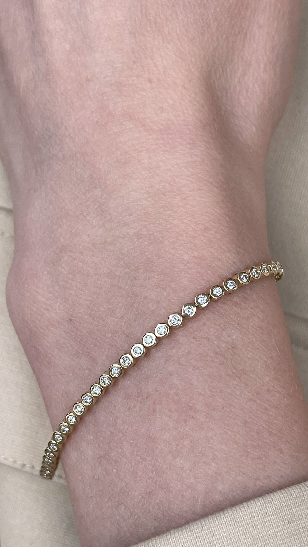 14K Yellow Gold Diamond Bezel Tennis Bracelet – 0.99 TCW