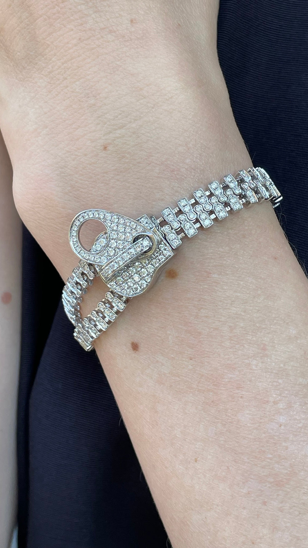18K White Gold Diamond Zipper Bracelet