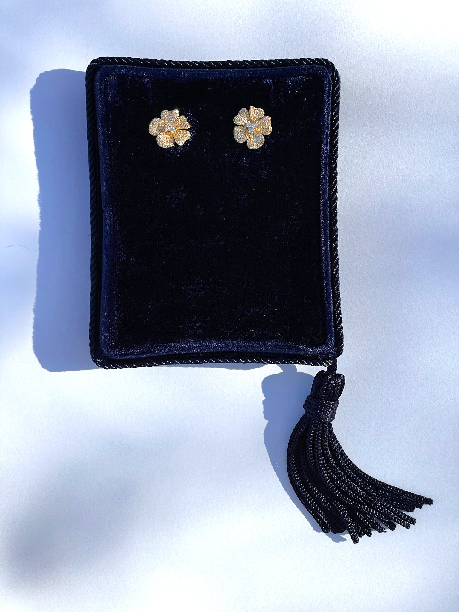 14k Yellow Gold Diamond Flower Earrings