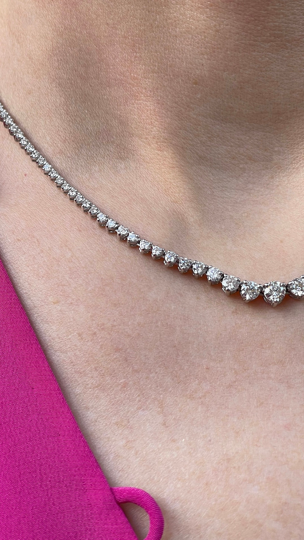 5 Carat Graduated Diamond Rivière (Tennis) Necklace in 14k White Gold