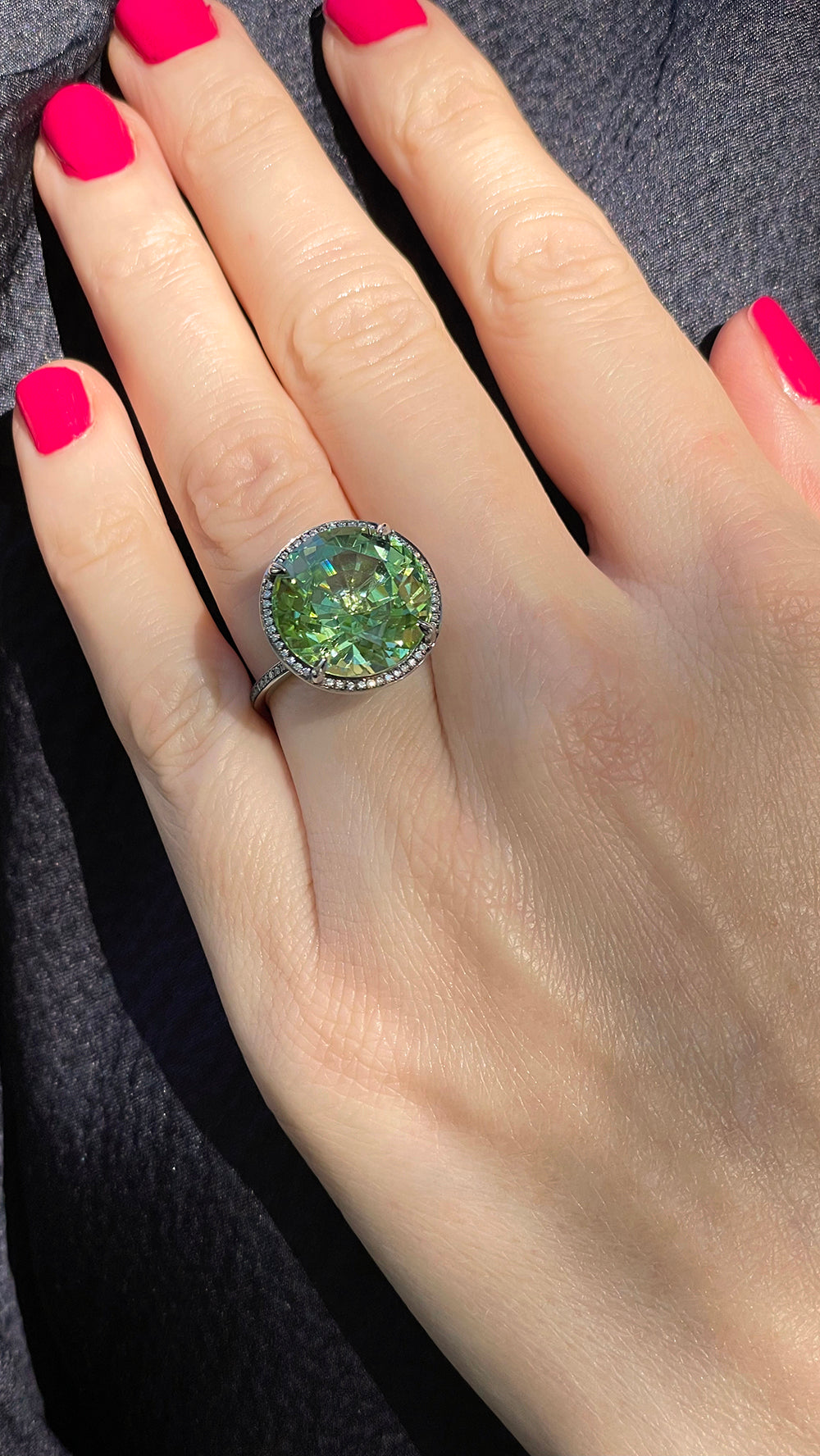 Round Leaf Green Tourmaline Honesty Ring with Thin Bright Cut Diamond Halo
