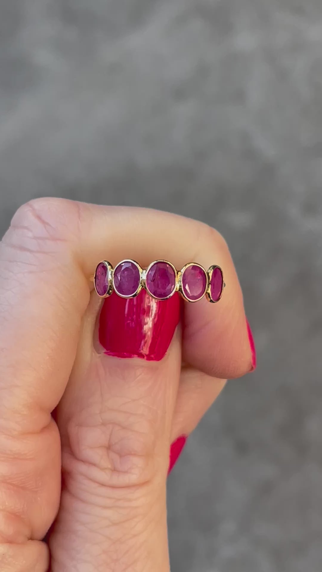 Five Stone Cabochon Style Ruby Band 18k Yellow Gold_A24461_Video2