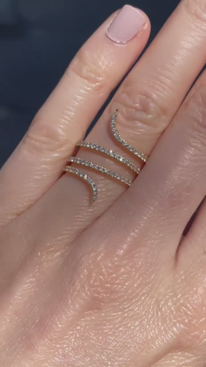 Diamond Spiral Ring 18k Yellow Gold_Video2