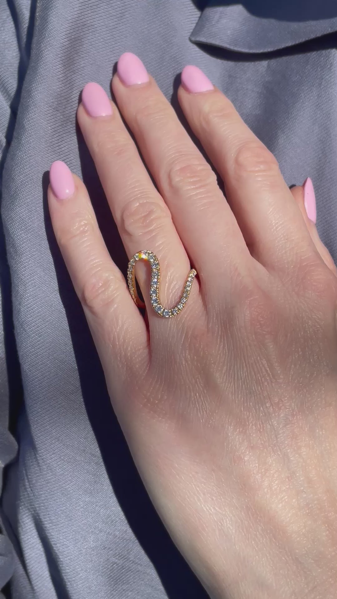 18K Yellow Gold Diamond Wave Ring with 0.79 Carats of Round Brilliant Diamonds_A28484_Video