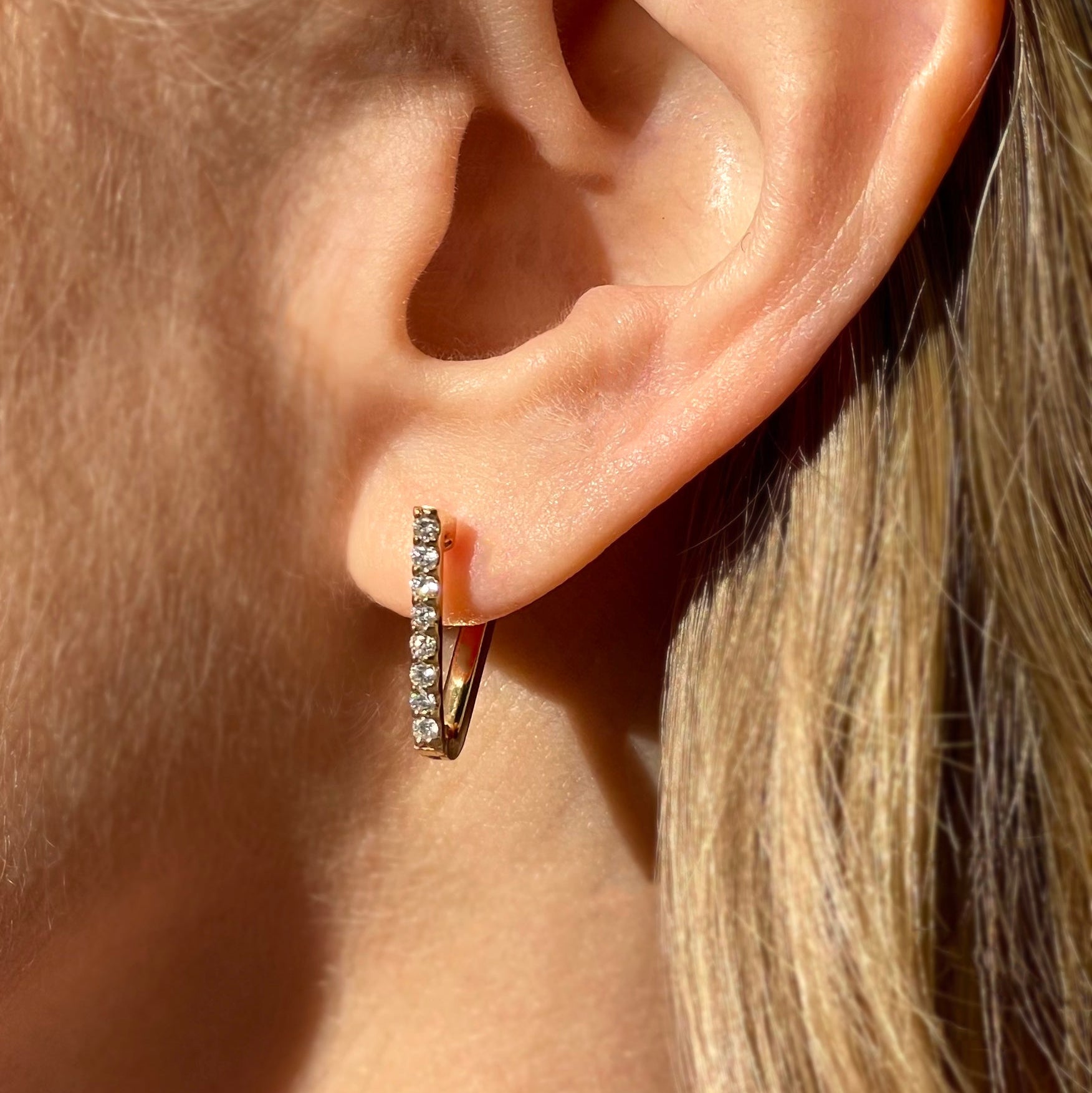 V-Shape Huggie Hoop Earrings | 0.33 Carats | 14K White, Yellow or Rose Gold